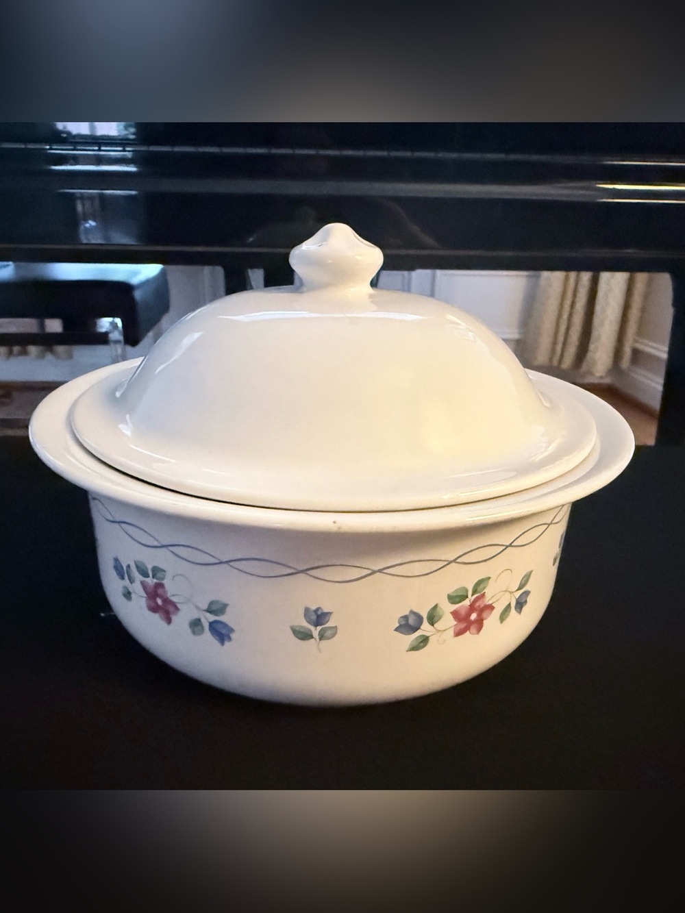 Vintage Pfaltzgraff Bonnie Brae 2 Qt Covered Stoneware Casserole Dish